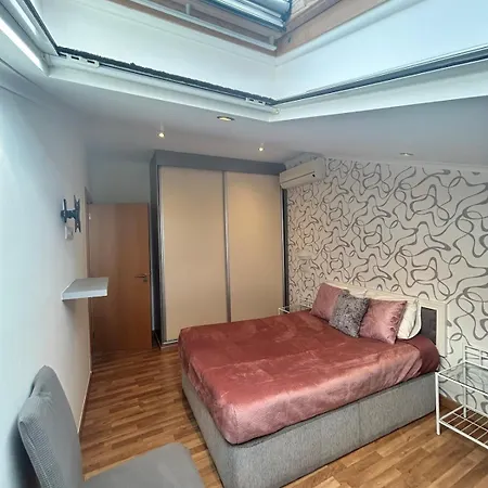 Fernandes Holidays *